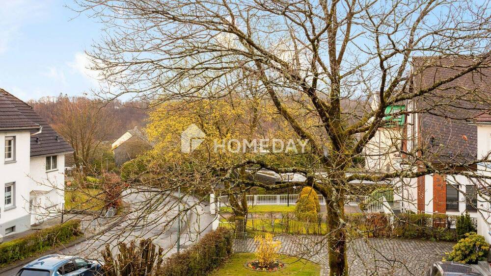 Reihenendhaus Hückeswagen Innenstadt - 8 Zimmer, 170 m&sup2;, 535.000&euro; | Angebot:26189383