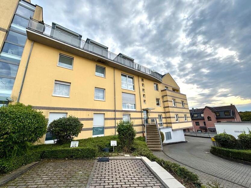Gepflegte 3,5-Zimmer Maisonette-Wohnung zimmer
