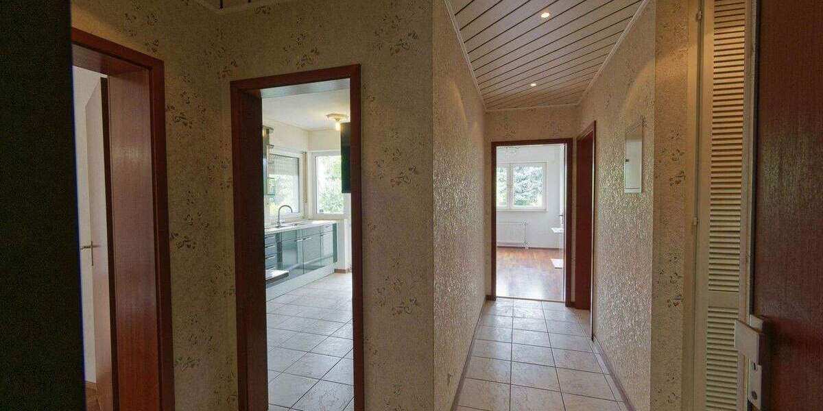 Etagenwohnung Köln Urbach - 3 Zimmer, 87 m&sup2;, 1.400&euro; | Angebot:25733301