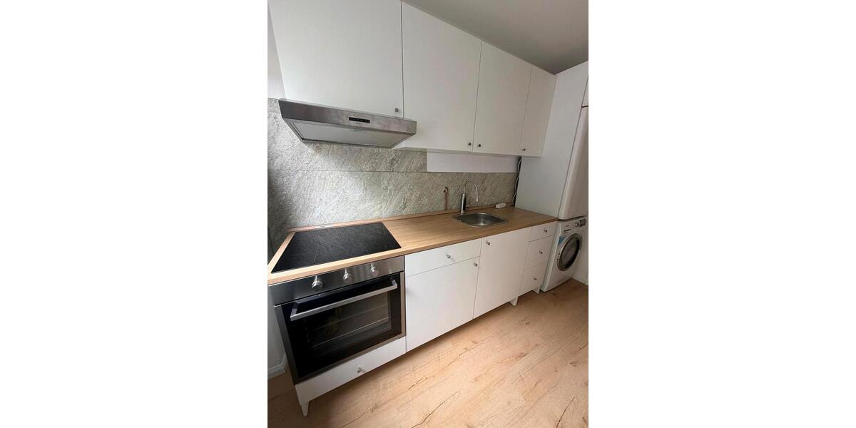 Hochparterre Köln Mülheim - 1 Zimmer, 28 m&sup2;, 850&euro; | Angebot:26464216