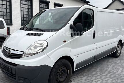 Opel Vivaro 146.300 km 6.999 &euro; Remscheid 42859