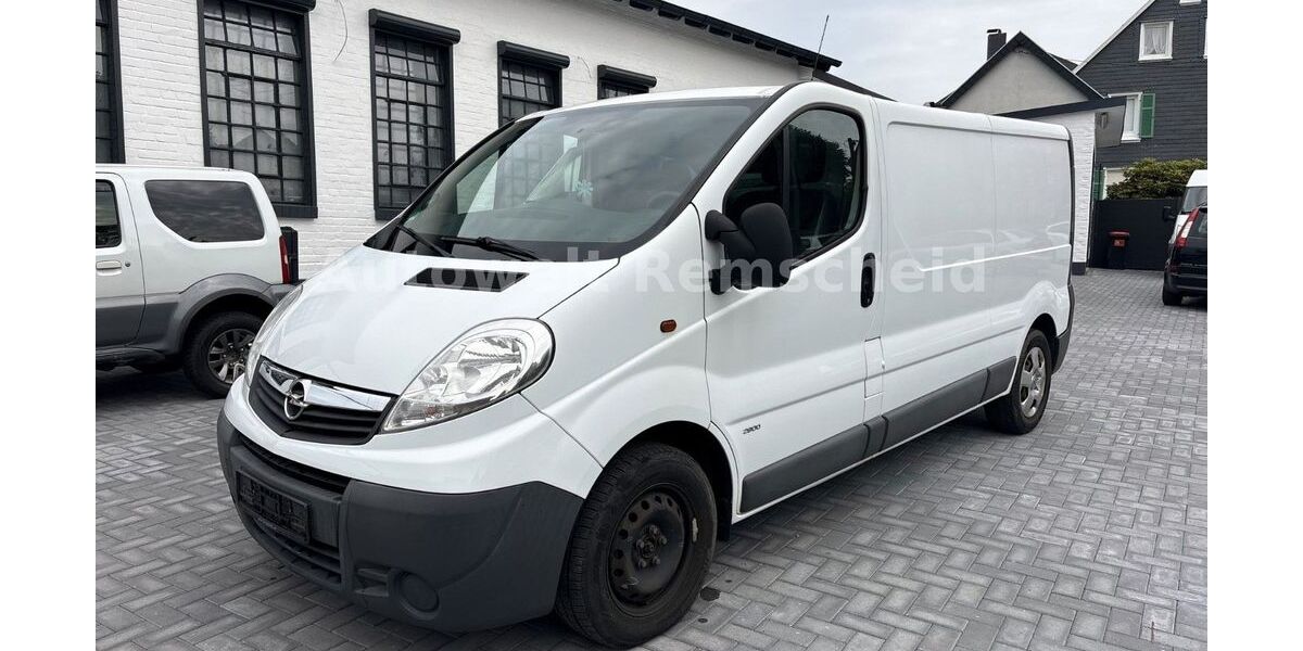Opel Vivaro 146.300 km 6.999 &euro; Remscheid 42859
