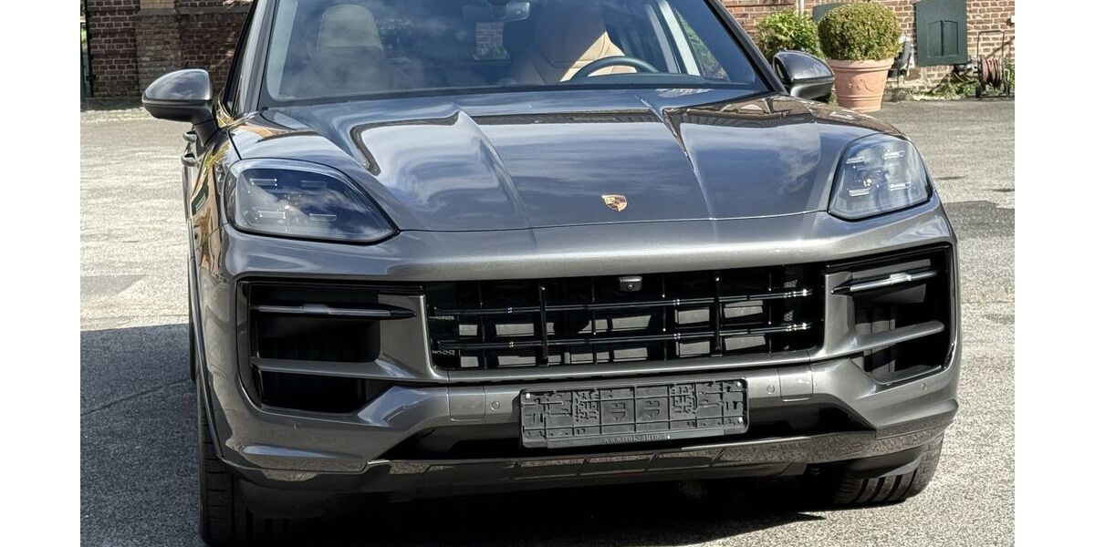 Porsche Cayenne 11.700 km 137.790 &euro; Frechen (bei Köln) 50226