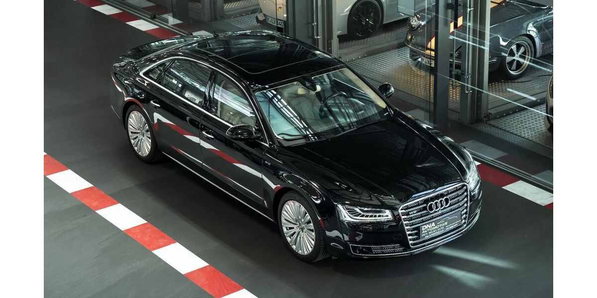 Audi A8 161.000 km 35.490 &euro; Köln 50829