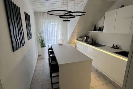 Wohnung zum Kaufen in Grevenbroich 230.000 € 110 m² 4 zimmer