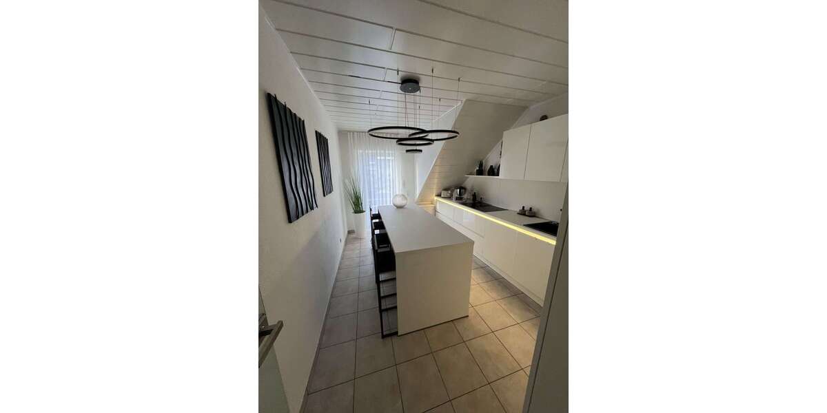 Wohnung zum Kaufen in Grevenbroich 230.000 € 110 m² 4 zimmer