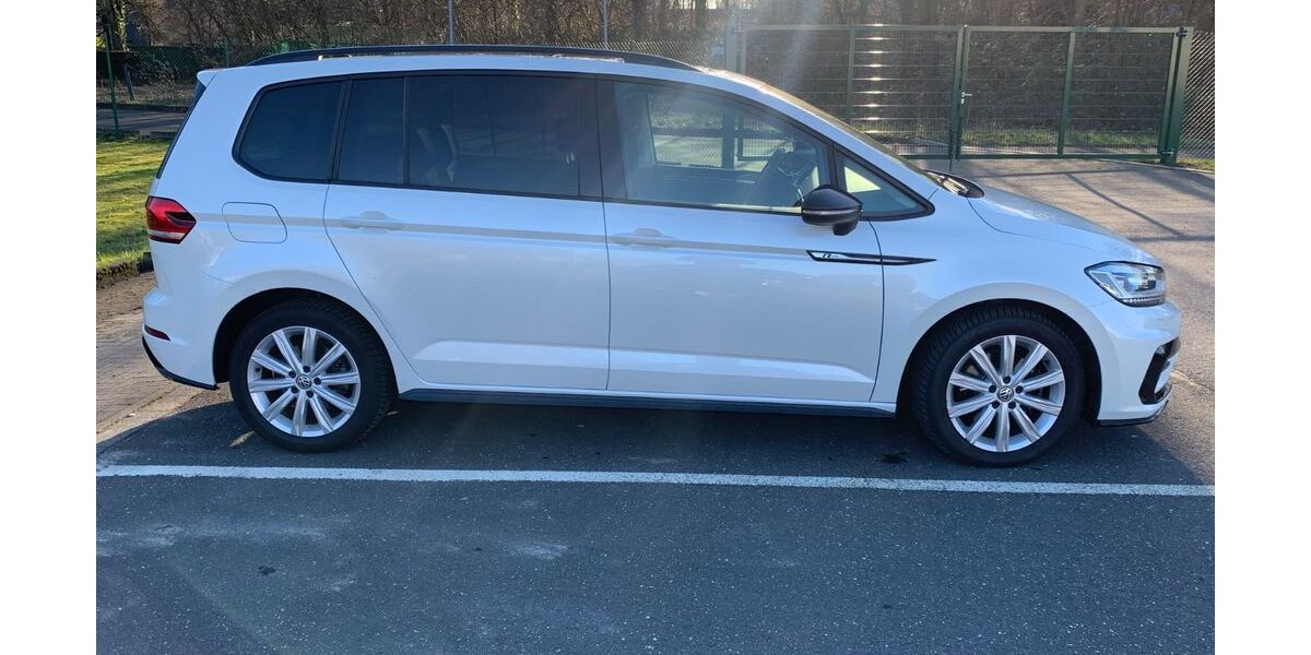VW Touran 144.800 km 18.000 &euro; Wülfrath 42489