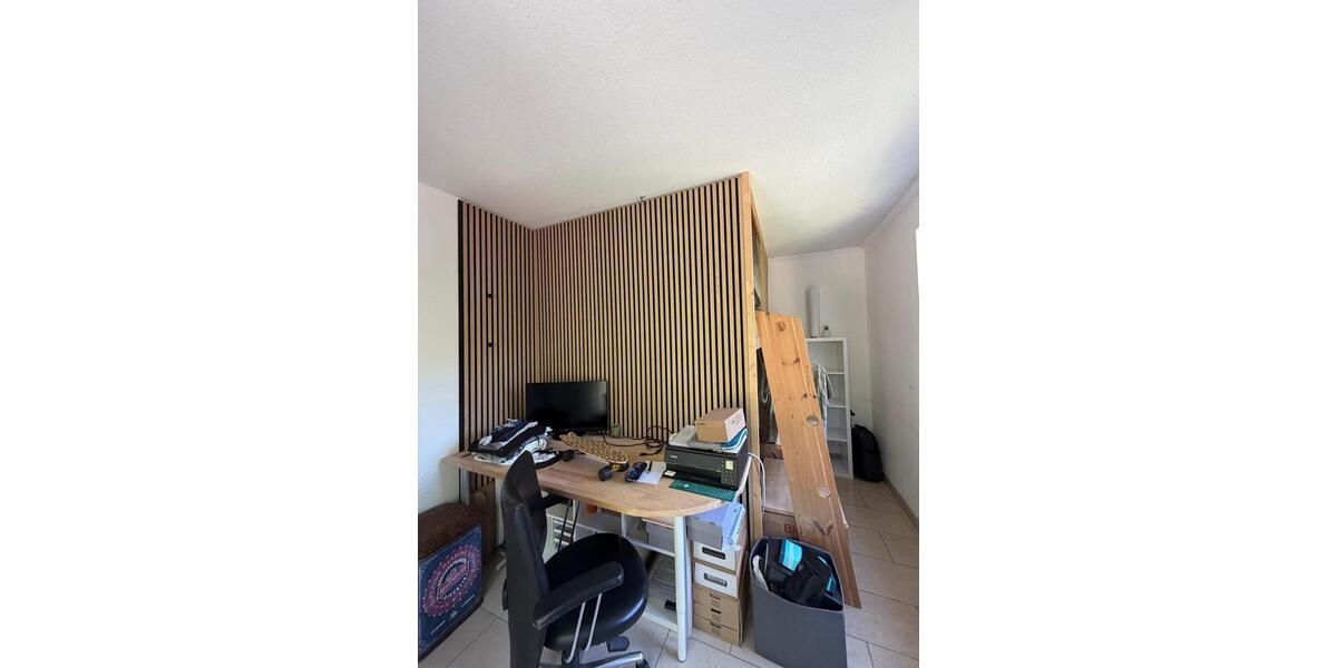 Erdgeschoßwohnung Solingen Wald - 3 Zimmer, 76 m&sup2;, 1.400&euro; | Angebot:26326002