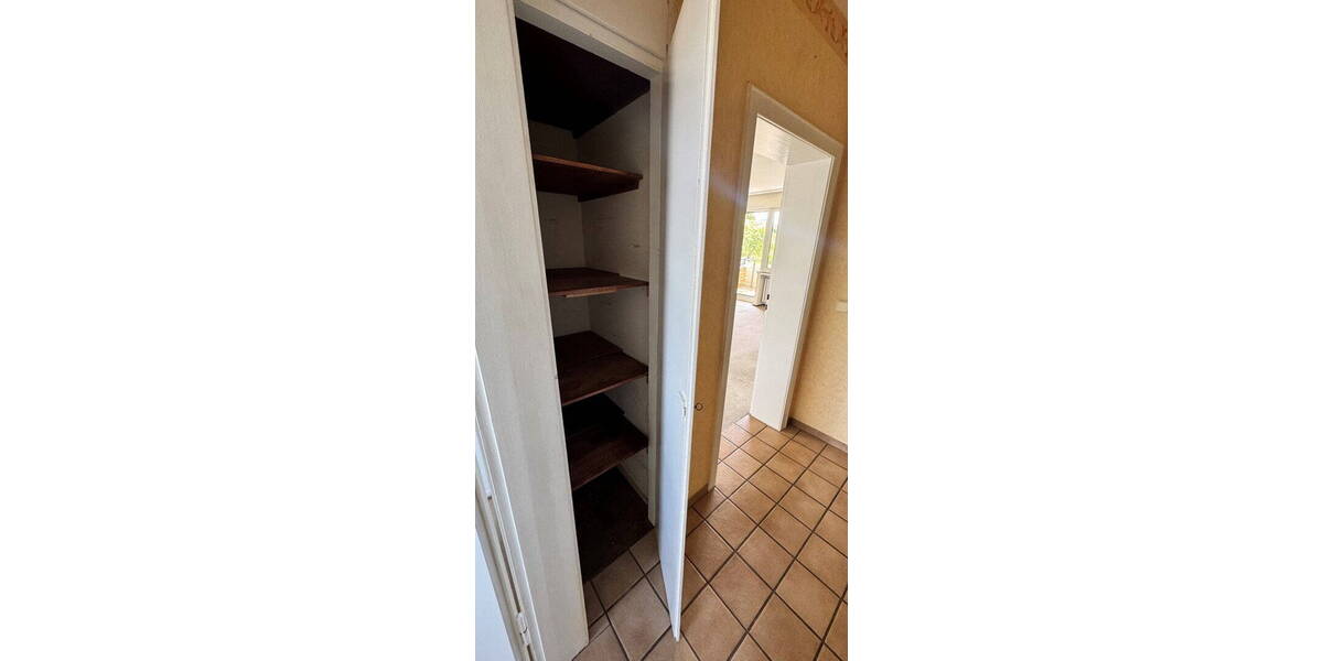 Etagenwohnung Düsseldorf Lörick - 4 Zimmer, 93 m&sup2;, 444.400&euro; | Angebot:26768924