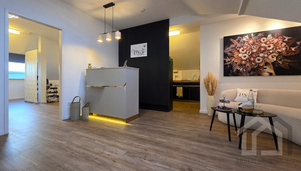 Kleine, feine Praxis-Bürofläche in Schlebuscher Lage zimmer