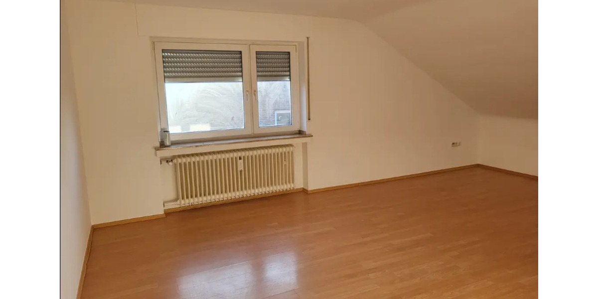 Dachgeschoßwohnung Bergheim - 2 Zimmer, 75 m&sup2;, 790&euro; | Angebot:25378693