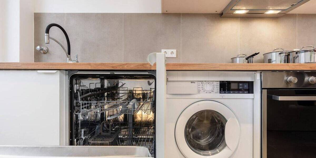 Etagenwohnung Düsseldorf Friedrichstadt - 2 Zimmer, 45 m&sup2;, 1.100&euro; | Angebot:26795174