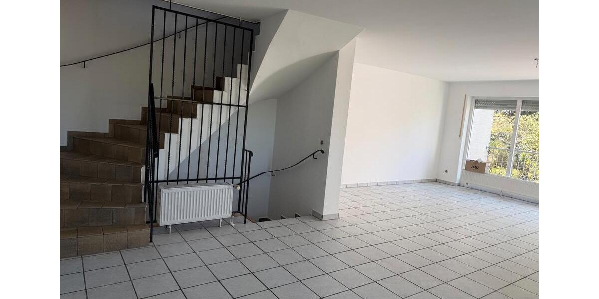 Doppelhaushälfte Bergisch Gladbach Paffrath - 5 Zimmer, 195 m&sup2;, 2.400&euro; | Angebot:26322264
