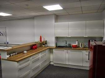 Top Co-Working-Schreibtisch im Bergischen Land - flexibel, komplett ausgestattet zimmer