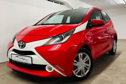 Toyota Aygo (X) 111.240 km 6.250 &euro; Leichlingen 42799