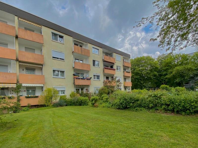 Gut geschnittene 3-Zi.-Wohnung mit Balkon! zimmer