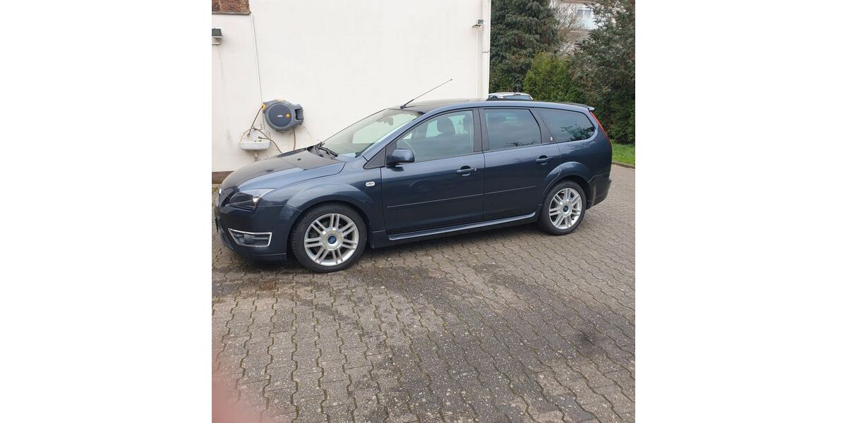 Ford Focus 239.000 km 2.200 &euro; Langenfeld (Rheinland) 40764