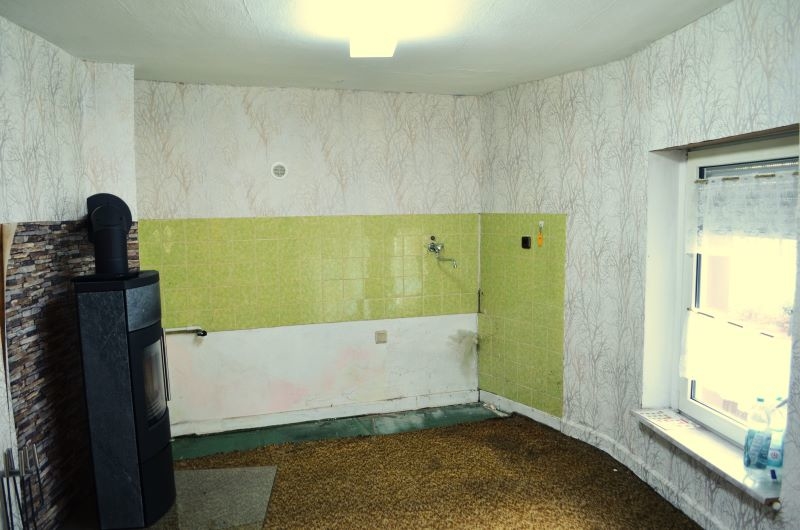 Handwerker aufgepasst: Knusperhäuschen mit Potenzial unmittelbar an Rhein und Wupper gelegen! 6 zimmer