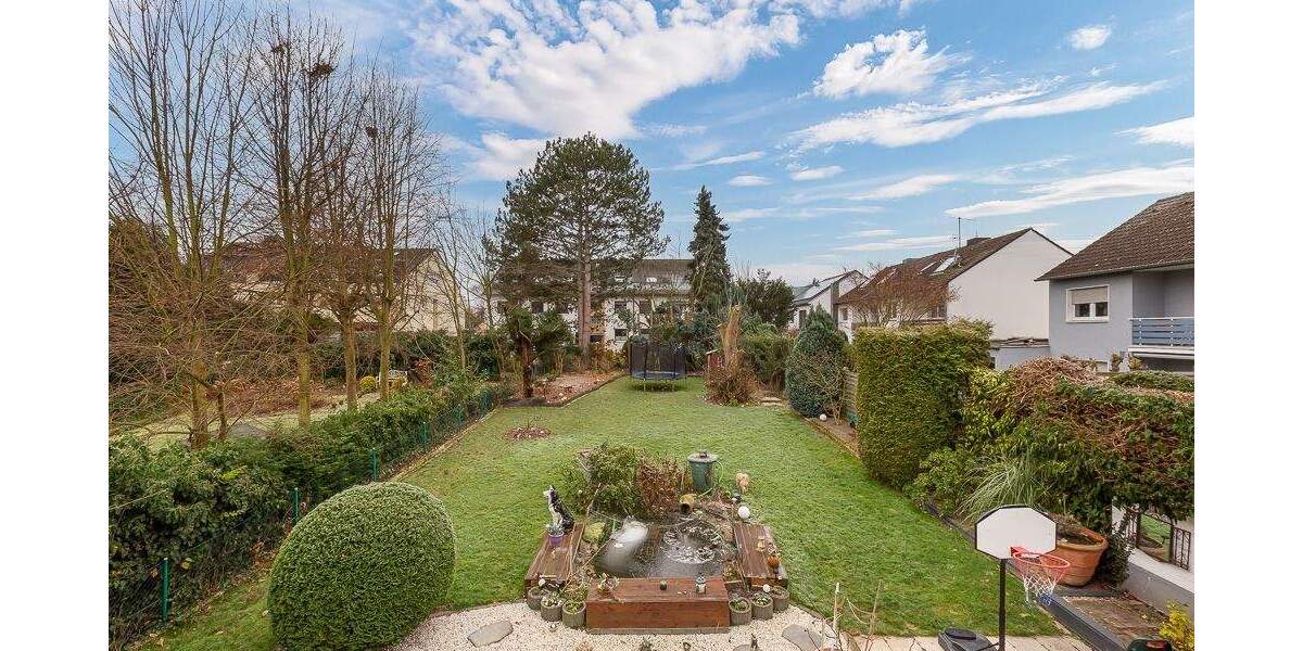 Solides 3-Familienhaus in ruhiger Lage von Pulheim - im südlichen Bereich von Stommeln 8 zimmer