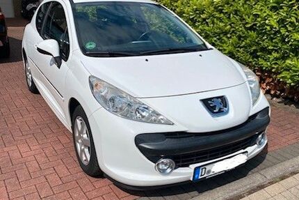 Peugeot 207 163.000 km 2.200 &euro; Düsseldorf 40472