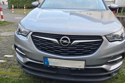 Opel Grandland (X) 87.005 km 15.200 &euro; Leverkusen 51379