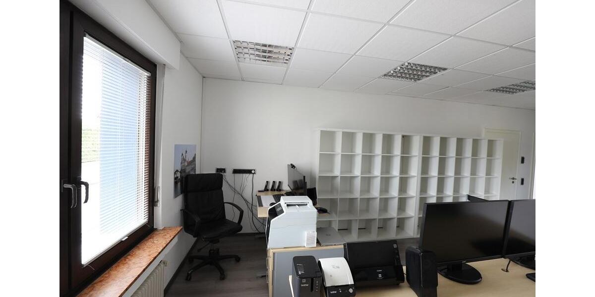 Mehrfamilienhaus, Wohnhaus Leichlingen (Rheinland) - 2 Zimmer, 55 m&sup2;, 550&euro; | Angebot:26142575