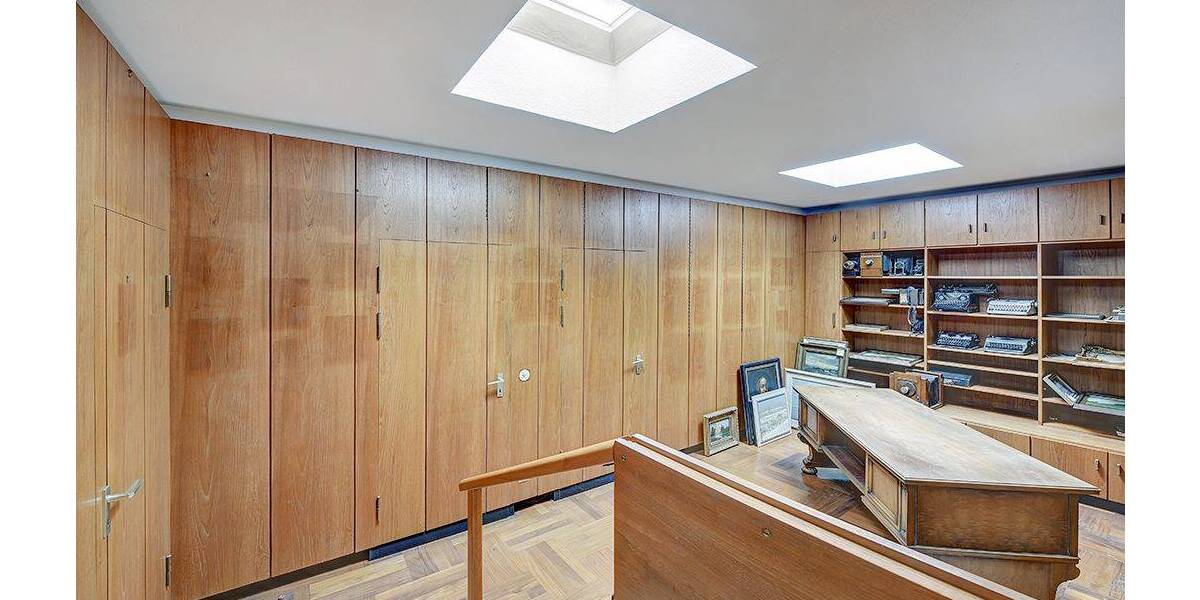 Tolles Baugrundstück mit großem Baufenster und Altbestand zimmer