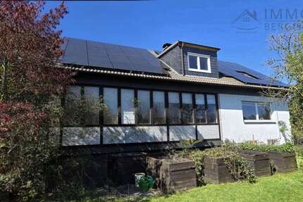 Haus Hückeswagen - 6 Zimmer, 220 m&sup2;, 529.000&euro; | Angebot:23257972