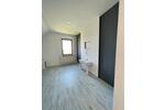 Etagenwohnung Langenfeld (Rheinland) - 9 Zimmer, 212 m&sup2;, 3.500&euro; | Angebot:26385101