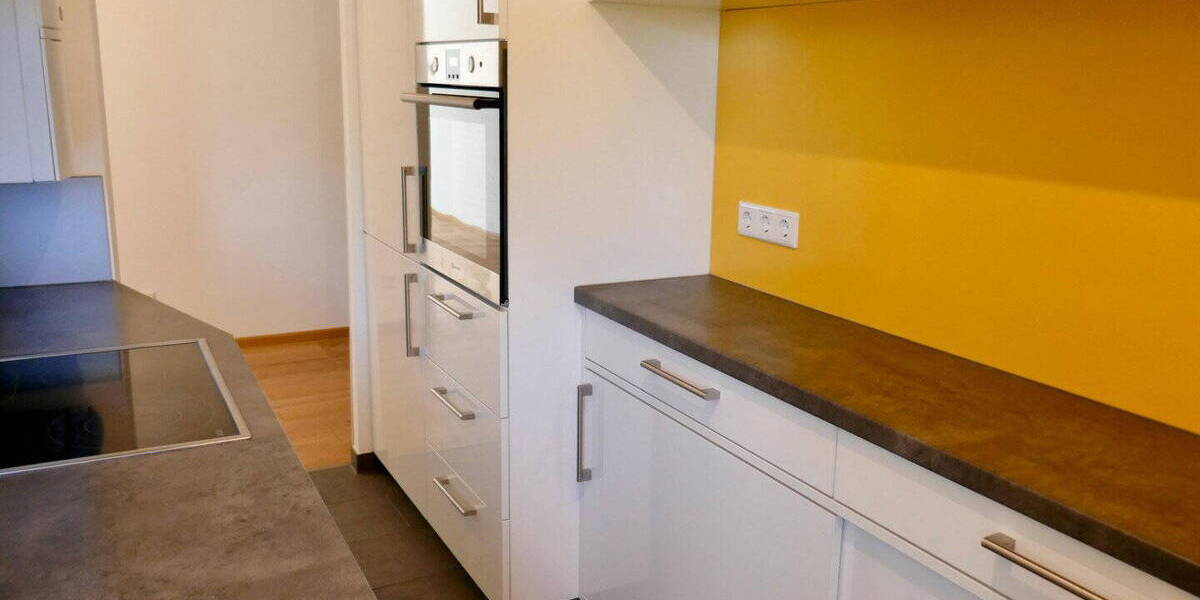 Etagenwohnung Düsseldorf Bilk - 3 Zimmer, 77 m&sup2;, 349.000&euro; | Angebot:26402212