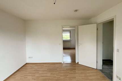 Wohnung Düsseldorf Stadtbezirk 5 - 4 Zimmer, 121 m&sup2;, 165.000&euro; | Angebot:26404367