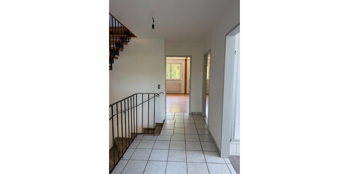 Doppelhaushälfte Bergisch Gladbach Paffrath - 5 Zimmer, 195 m&sup2;, 2.400&euro; | Angebot:26322264