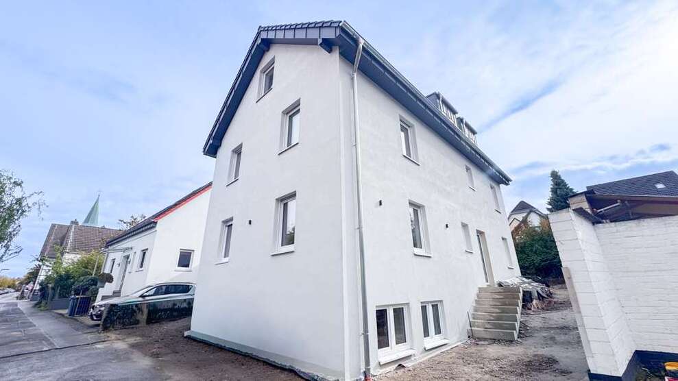 Wohnung zum Mieten in Monheim am Rhein 2.310 € 140 m² 4 zimmer