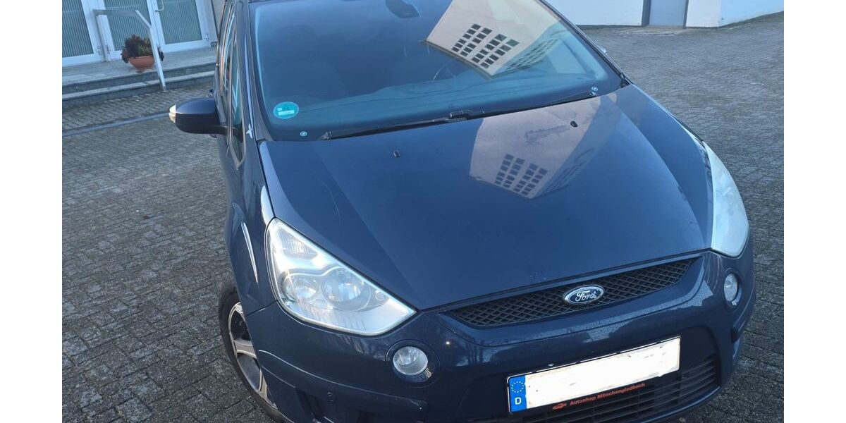 Ford S-Max 186.400 km 4.000 &euro; Remscheid 42859