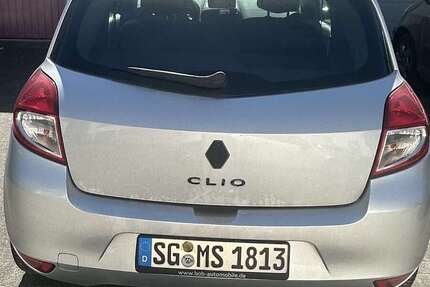 Renault Clio 134.363 km 3.333 &euro; Solingen, Klingenstadt 42653