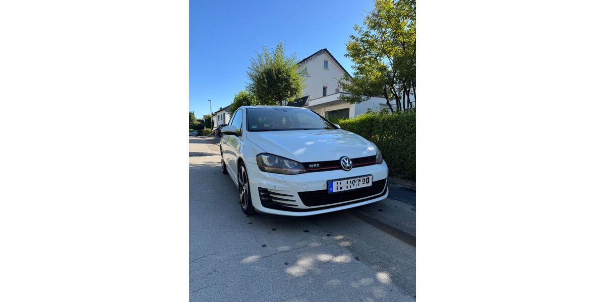 VW Golf 172.000 km 11.000 &euro; HAAN 42781