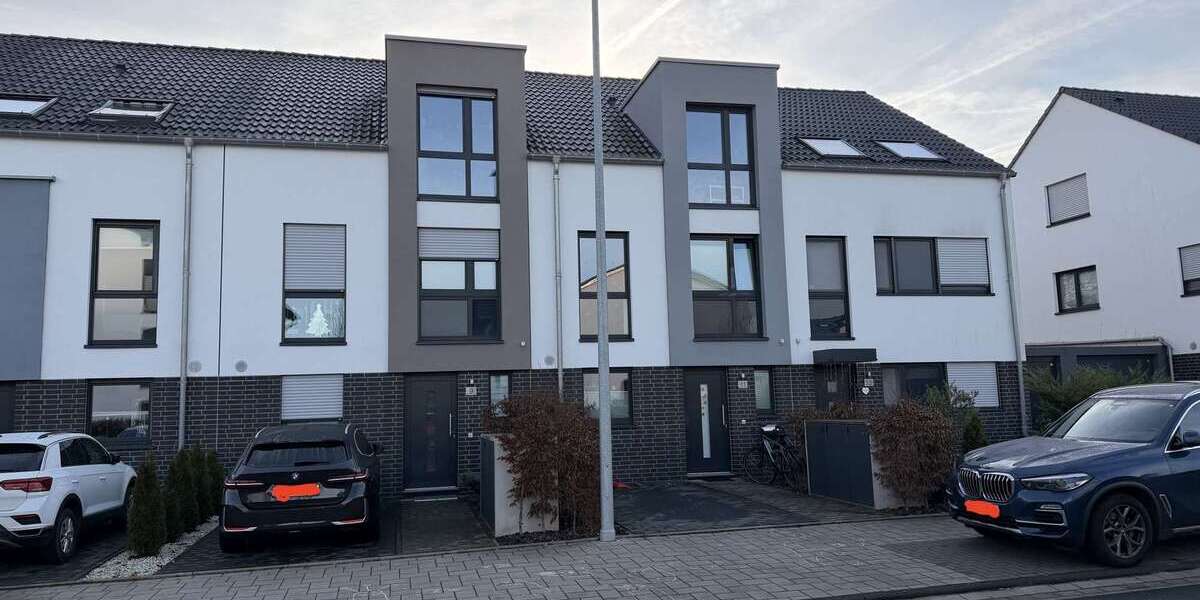 Haus zum Mieten in Wesseling Keldenich 1.900 € 150 m² 4 zimmer
