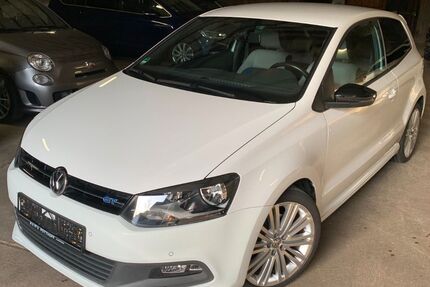 VW Polo 105.208 km 9.990 &euro; Köln 50933