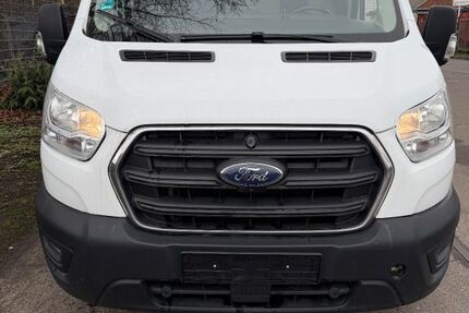 Ford Transit 179.000 km 12.900 &euro; Köln 50939