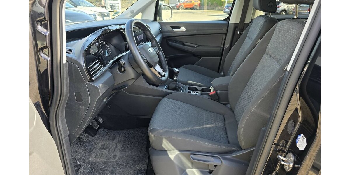 Ford Tourneo Connect Titanium|PDC v+h|Sitzheizung 52.992 km 22.950 &euro; Wermelskirchen 42929