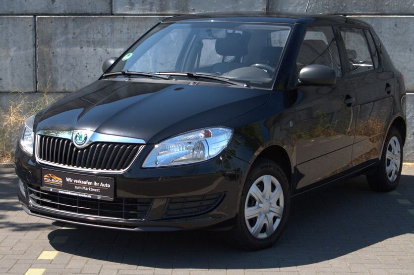 Skoda Fabia 91.000 km 2.999 € Solingen 42699