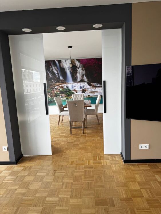 Provisionsfrei* Stilvolle 4-Zimmer Eigentumswohnung mit dem Blick über die Dächer von Düsseldorf-Golzheim 4 zimmer