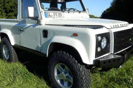 Land Rover Defender 72.900 km 38.900 € Bergisch Gladbach 51469