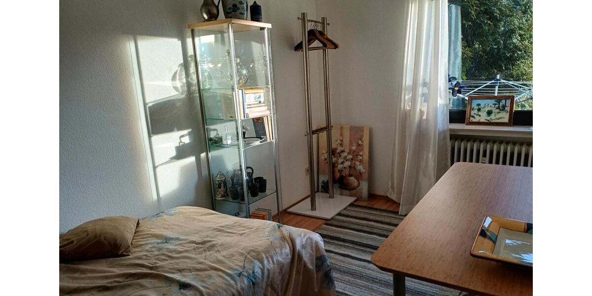 Hochparterre Bergisch Gladbach Alt-Frankenforst - 1 Zimmer, 80 m&sup2;, 840&euro; | Angebot:26482643