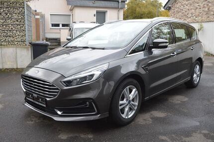 Ford S-Max 199.000 km 16.590 &euro; Köln Ostheim 51107