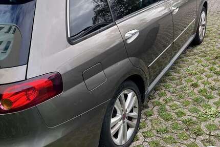 Fiat Croma 177.000 km 1.890 &euro; Köln 50767