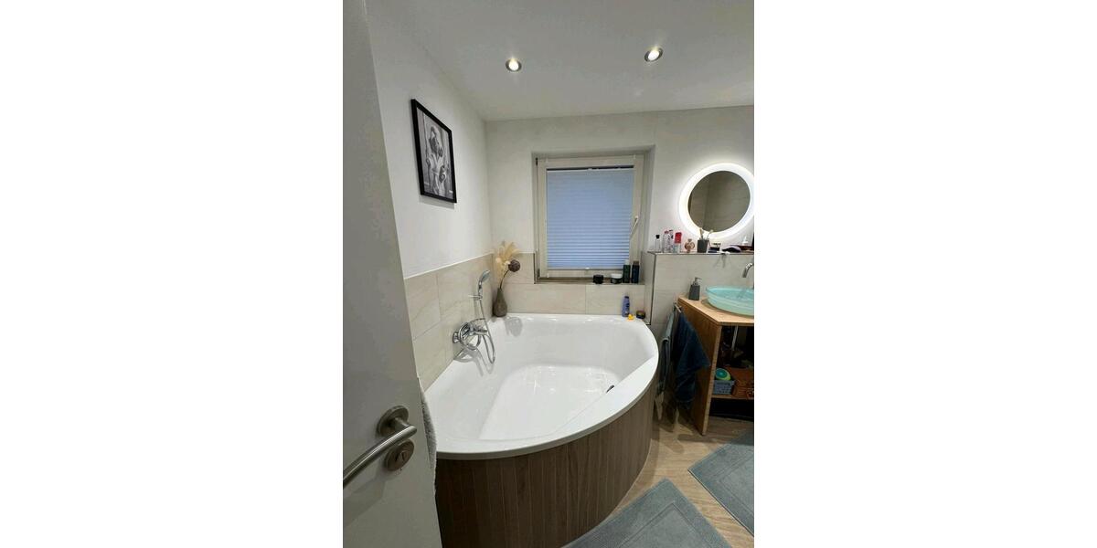 Dachgeschoßwohnung Remscheid Reinshagen - 2 Zimmer, 50 m&sup2;, 150.000&euro; | Angebot:26286930