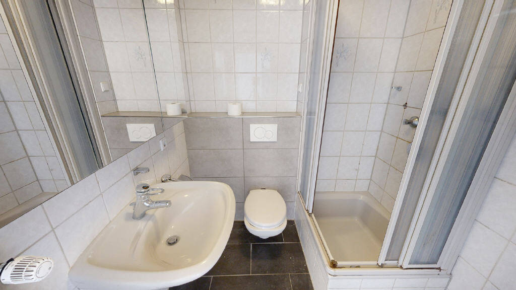 Etagenwohnung Brühl-Vochem Vochem - 3 Zimmer, 70 m&sup2;, 228.000&euro; | Angebot:26379524