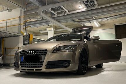 Audi TT 144.000 km 12.500 € Düsseldorf 40591