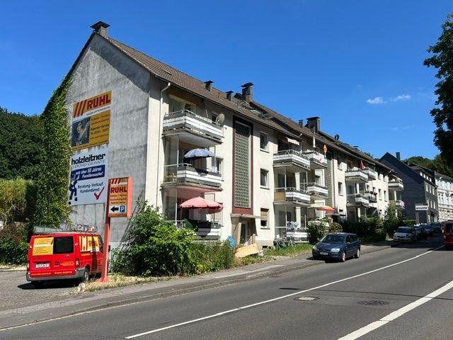 Einfamilienhaus Remscheid Lüttringhausen - 35 Zimmer, 1.453 m&sup2;, 2.499.000&euro; | Angebot:27021140